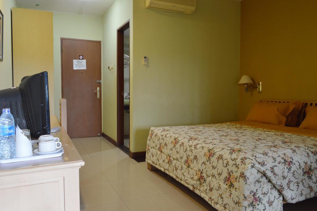Green Wattana Hotel Sentul Bogor Exterior foto